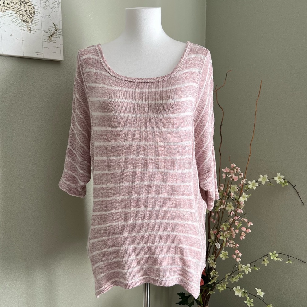 Edge Striped Knit Top